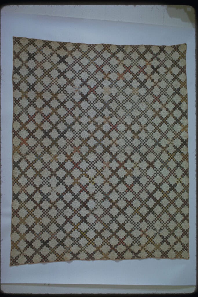 Vintage Irish chain quilt